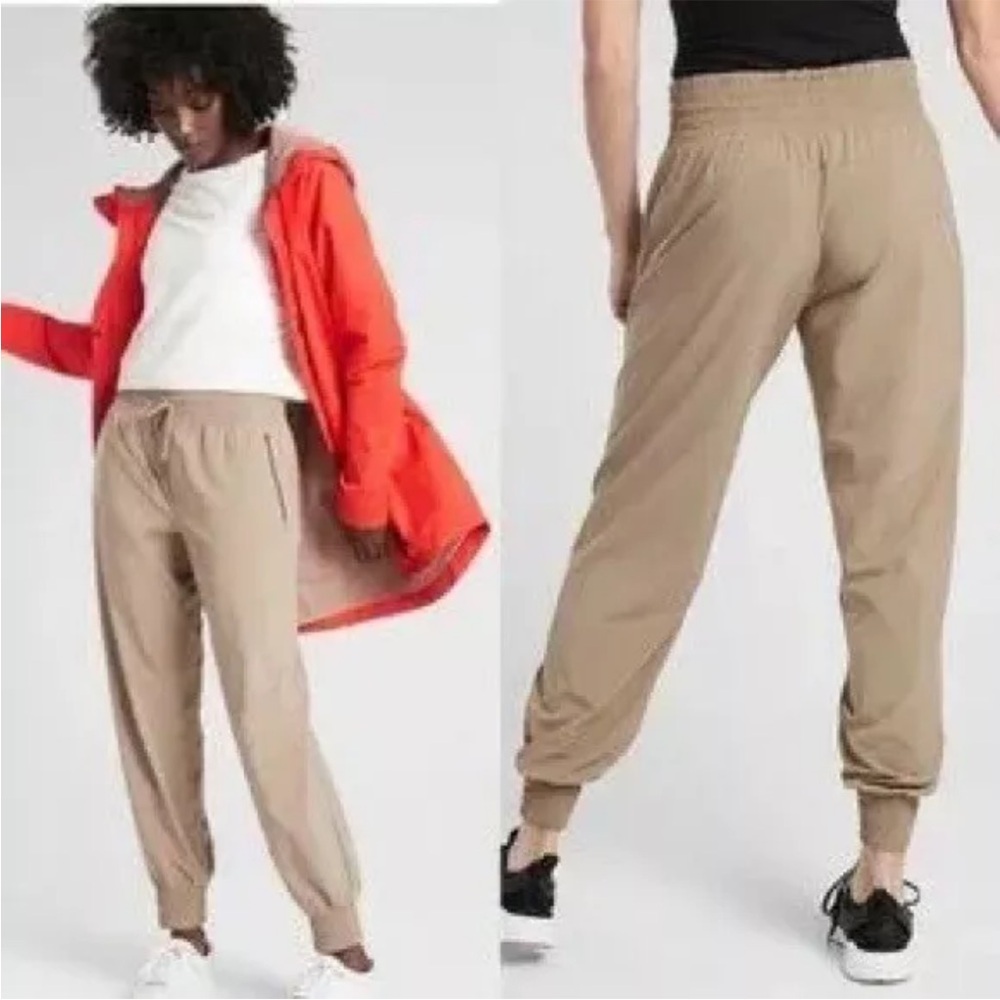 Athleta Camden Jogger Brownstone Beige Sz 4